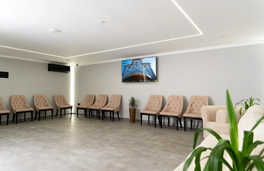 Hotel Palace Ukraine-1
